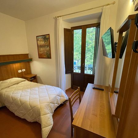 Hotel Rifugio La Foresta Vallombrosa Exterior photo